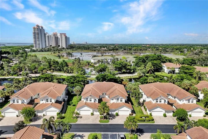 Bird's eye view of the front of the property