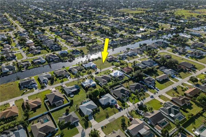 Well established neighborhood.