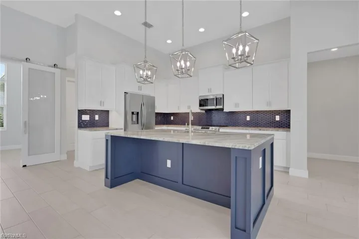 3818 Sw 17th Ave, Cape Coral, Florida 33914