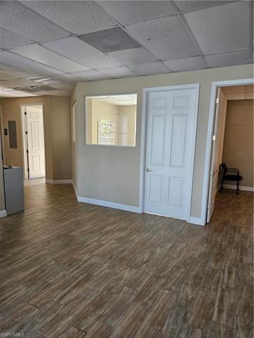 5286  Golden Gate  PKWY, Naples, FL 34116