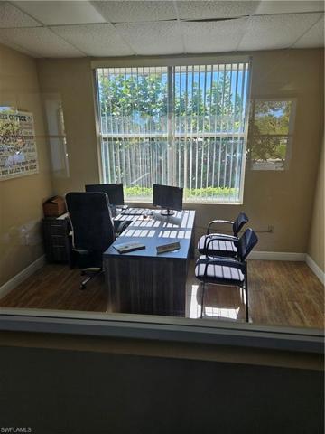 5286  Golden Gate  PKWY, Naples, FL 34116