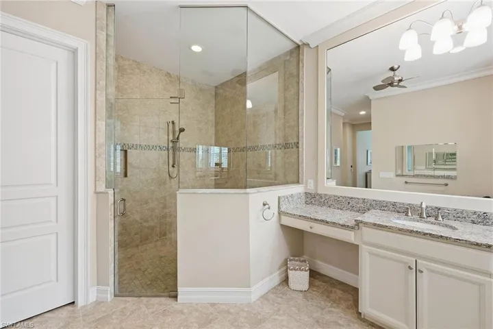 9446 Lagomar Ct, Naples, Florida 34114