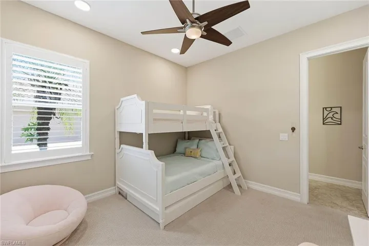 9446 Lagomar Ct, Naples, Florida 34114