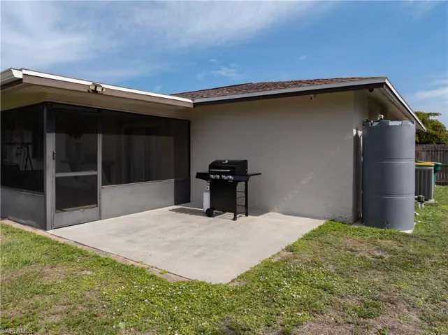 4960  20th SW PL, Naples, FL 34116