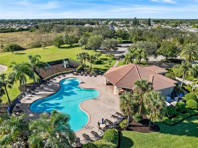 10749  Crossback  LN, Lehigh Acres, FL 33936