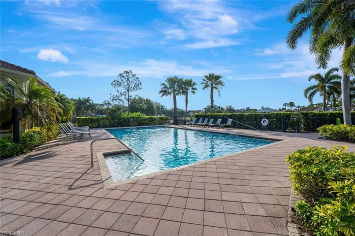 1262 Barrigona Ct, Naples, Florida 34119