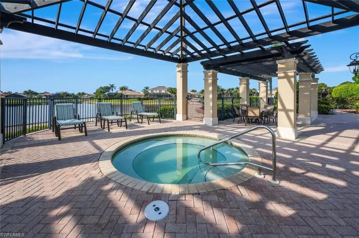 1262 Barrigona Ct, Naples, Florida 34119