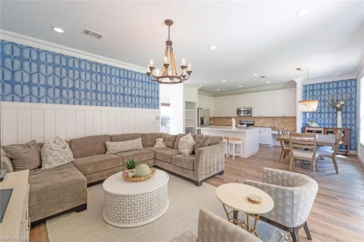1262 Barrigona Ct, Naples, Florida 34119