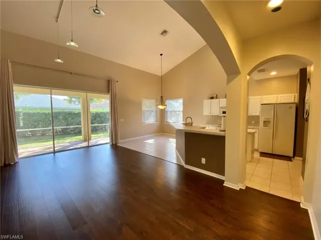 74 Burnt Pine Dr, Naples, Florida 34119