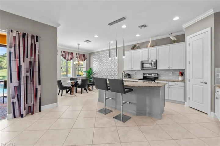 10396 Materita Dr, Fort Myers, Florida 33913