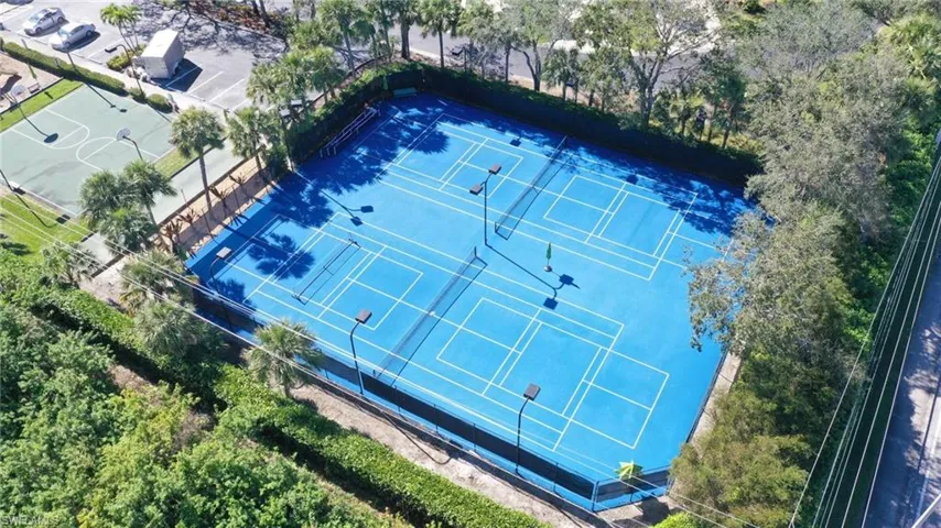 Tennis