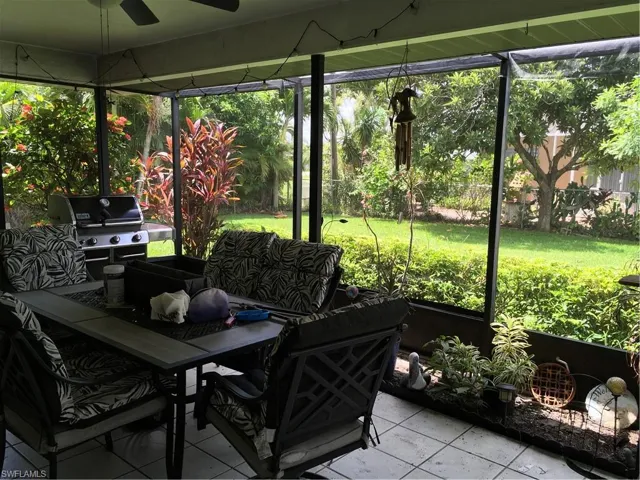 1202 Se 21st Ln, Cape Coral, Florida 33990