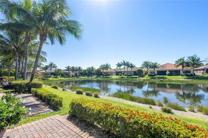 Attached Villa with gorgeous lake view