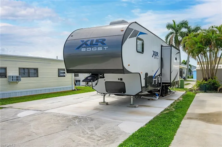11701  Padina  DR, Fort Myers, FL 33908