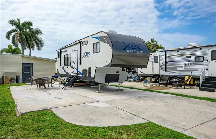 11701  Padina  DR, Fort Myers, FL 33908