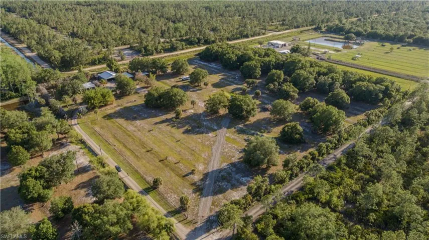 3880 Packinghouse Rd, Alva FL 33920