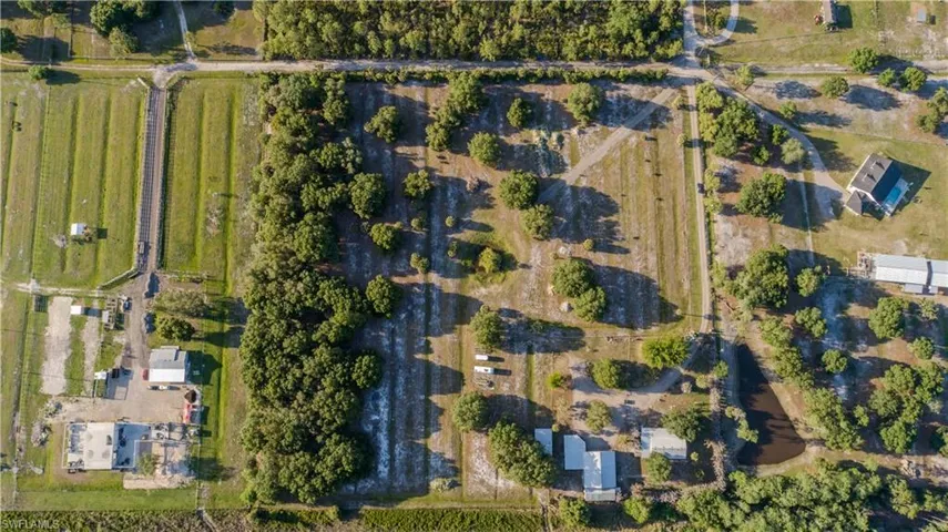 3880 Packinghouse Rd, Alva FL 33920