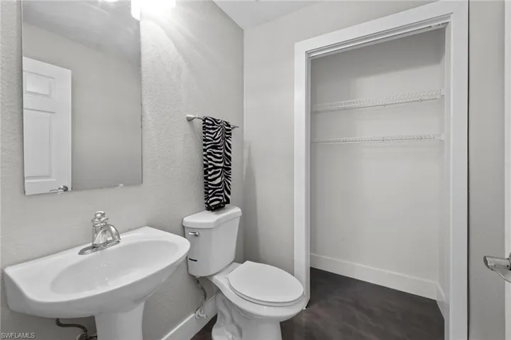 3540  Avion Woods  CT, Naples, FL 34104