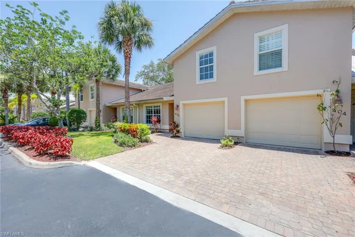 3540  Avion Woods  CT, Naples, FL 34104