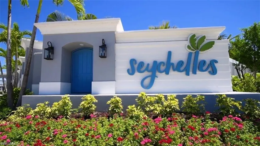 2567 Seychelles Dr 206, Naples, Florida 34112