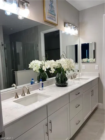 2567 Seychelles Dr 206, Naples, Florida 34112