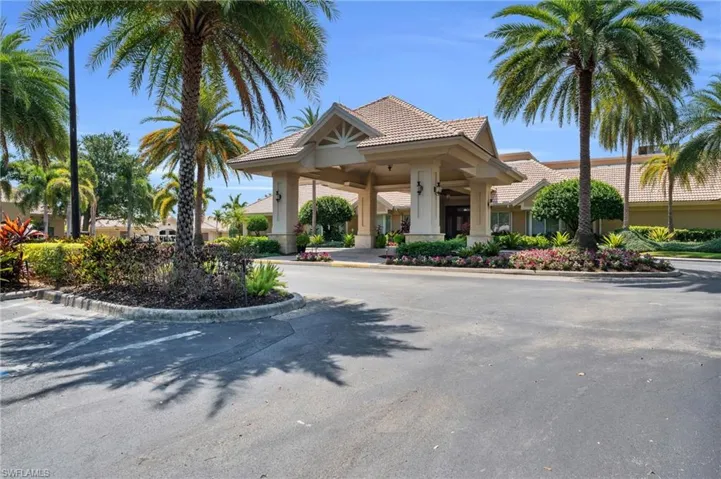 13050  Amberley  CT, Bonita Springs, FL 34135
