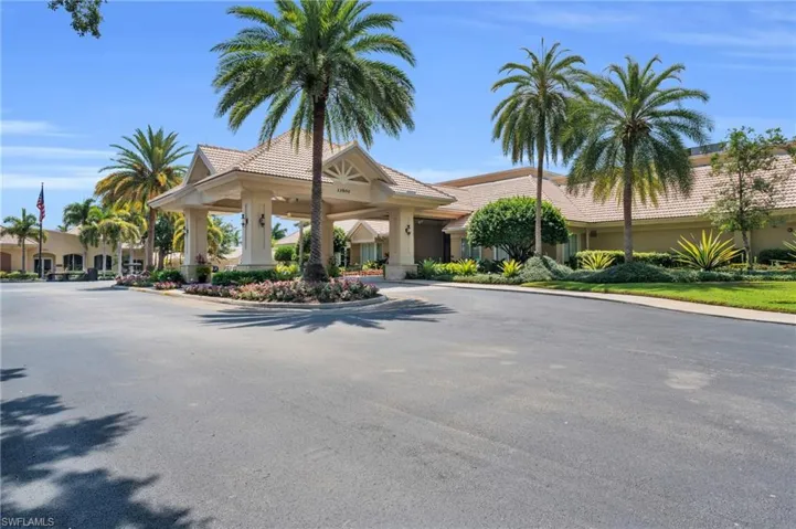 13050  Amberley  CT, Bonita Springs, FL 34135