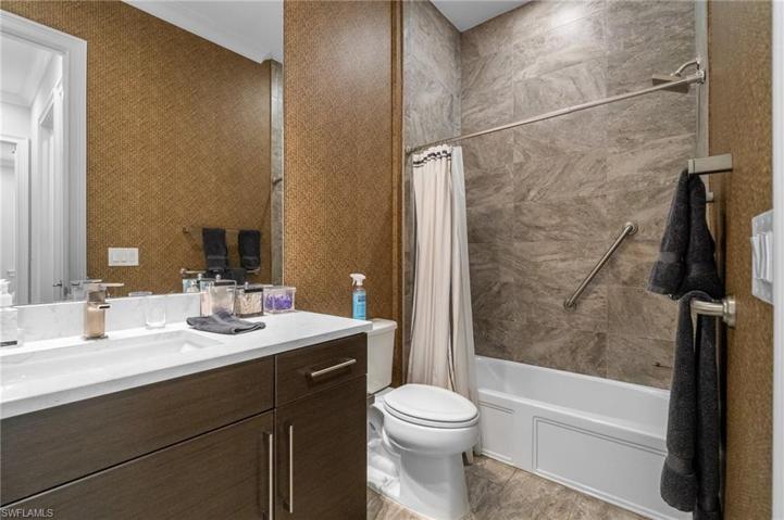 5638  Elbow  AVE, Naples, FL 34113