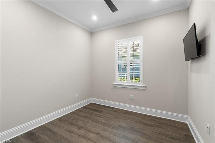 5638  Elbow  AVE, Naples, FL 34113