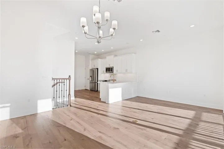 1620 Seahaven Dr unit 405 ~ Ready Now