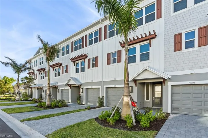 1620 Seahaven Dr unit 405 ~ Ready Now