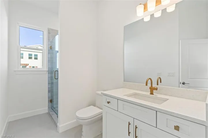 1620 Seahaven Dr unit 405 ~ Ready Now
