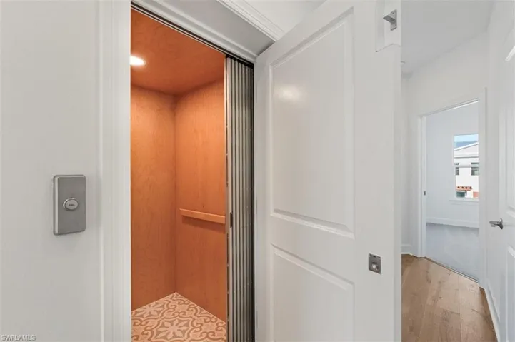 1620 Seahaven Dr unit 405 ~ Ready Now