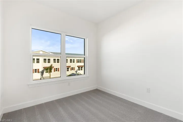 1620 Seahaven Dr unit 405 ~ Ready Now