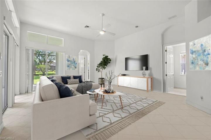 ***VIRTUALLY STAGED*** Family Room