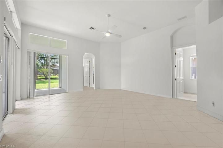 ***VIRTUALLY CLEARED*** Family Room