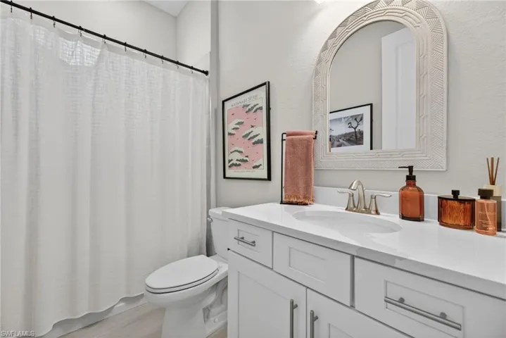 13531  Blue Bay  CIR, Fort Myers, FL 33913