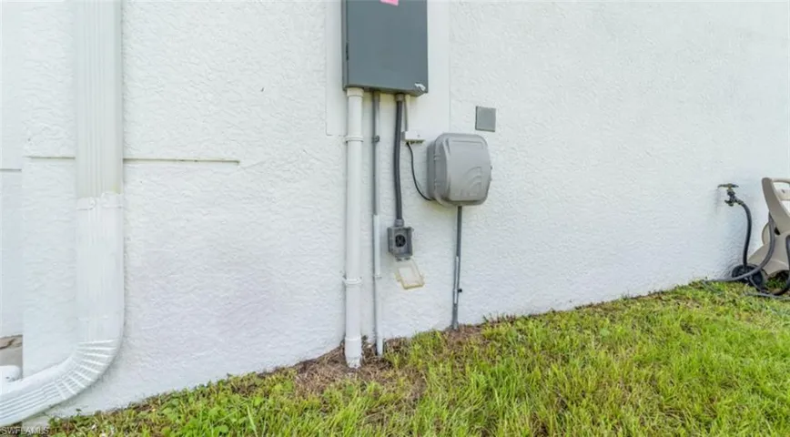 3502  40th SE AVE, Naples, FL 34117