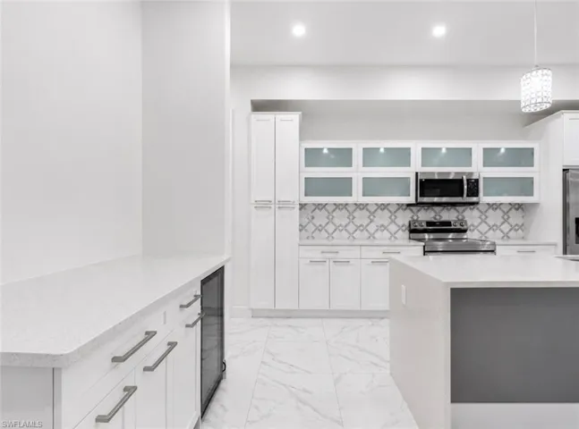 3502  40th SE AVE, Naples, FL 34117