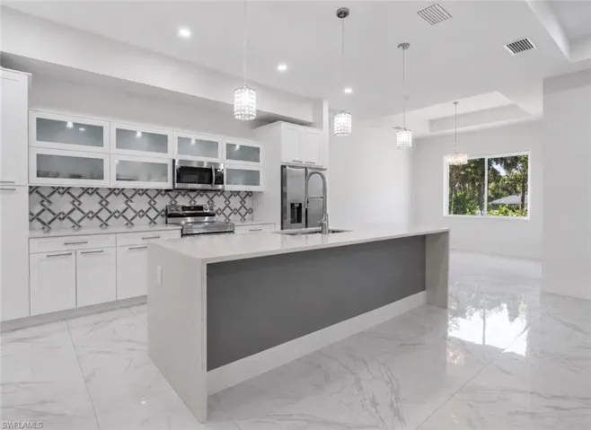 3502  40th SE AVE, Naples, FL 34117