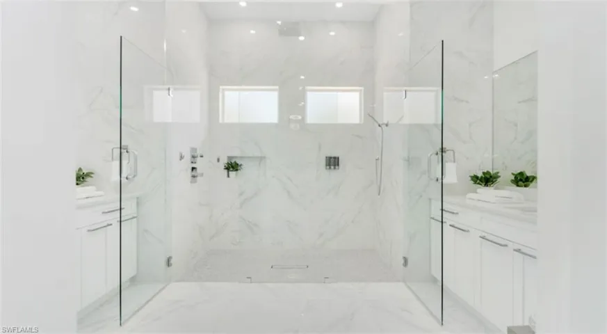 3502  40th SE AVE, Naples, FL 34117