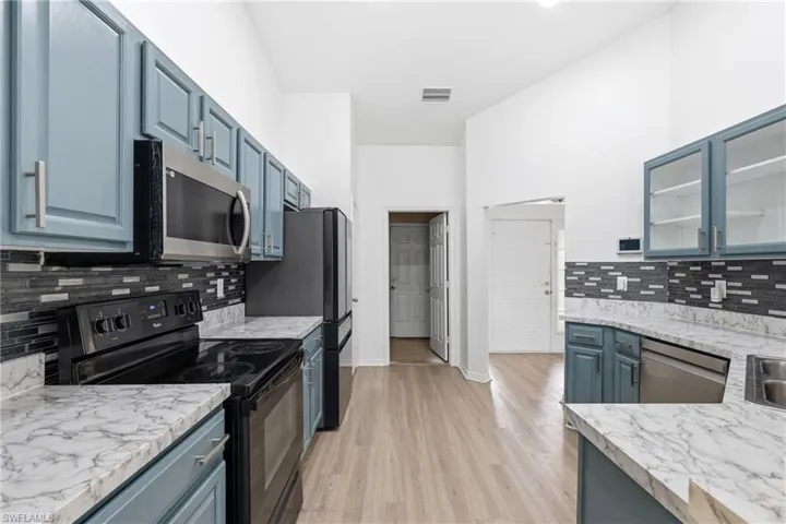 2009 13th Pl, Cape Coral, Florida 33909