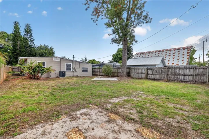 4019  7th N AVE, St. Petersburg, FL 33713