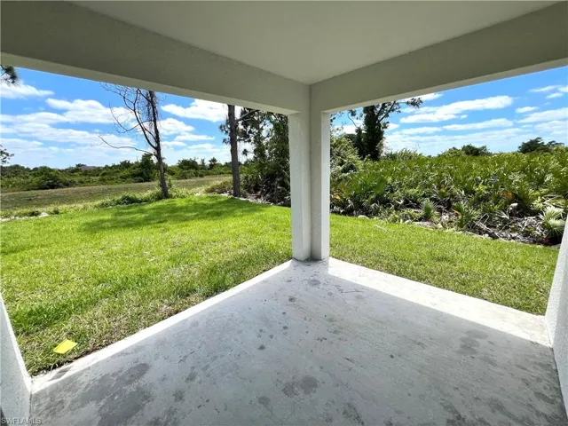 344  Pembroke  ST, Lehigh Acres, FL 33974