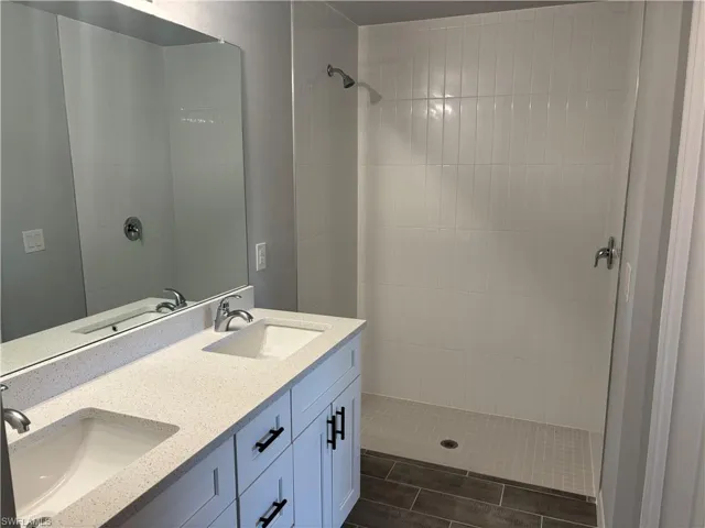 344  Pembroke  ST, Lehigh Acres, FL 33974