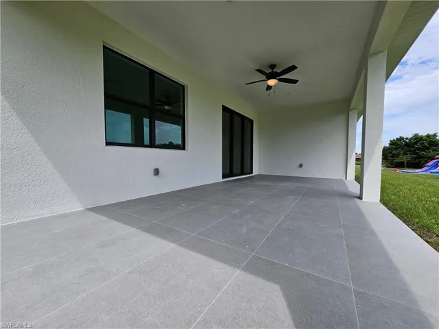 View of Lanai / terrace featuring ceiling fan