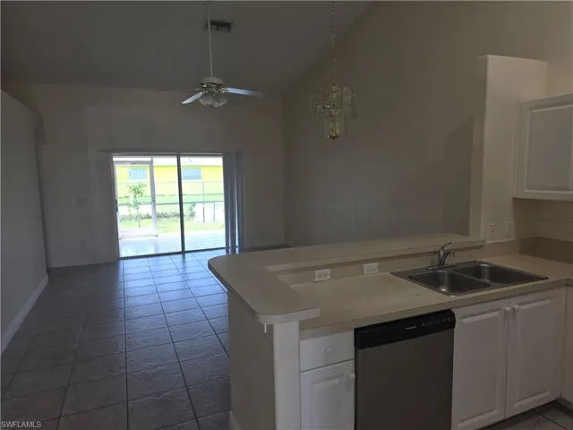 522 Se 6th Pl, Cape Coral, Florida 33990