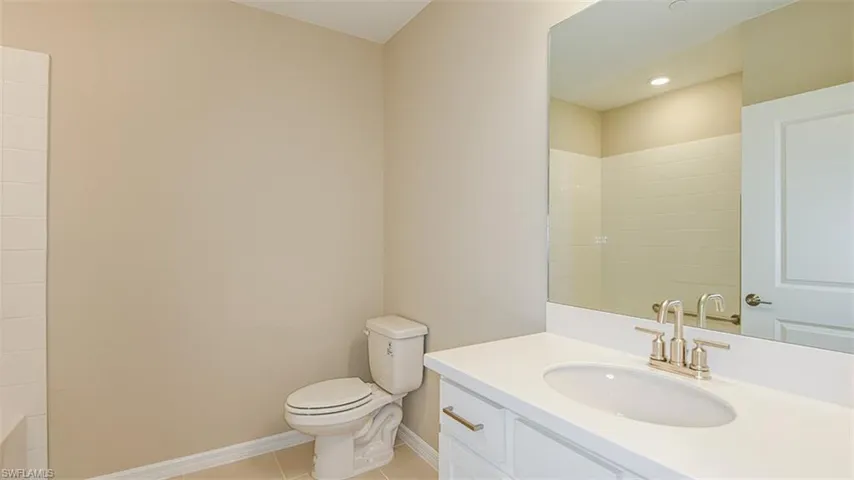 23921 Collina Way Unit 103
