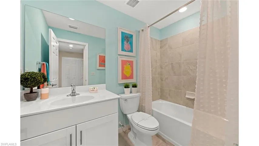 4201  Caterina  CT, North Fort Myers, FL 33917