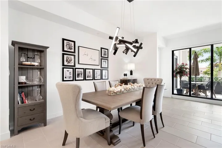 1125  Central  AVE, Naples, FL 34102